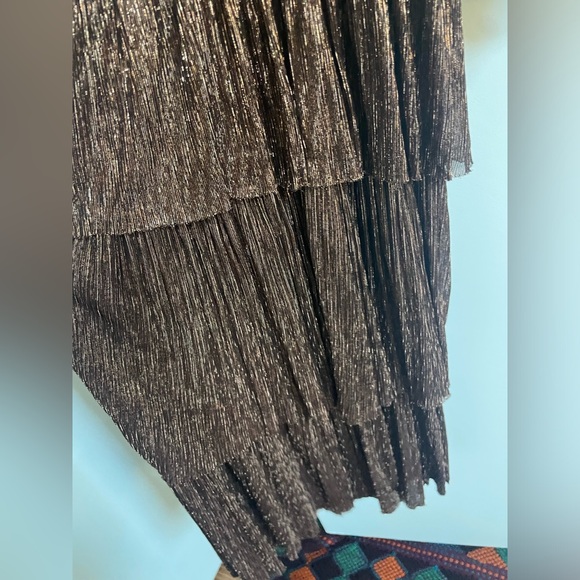 Sabina Musayev Bronze long tiered long sleeve dress with Plunge Neckline - Picture 7 of 9